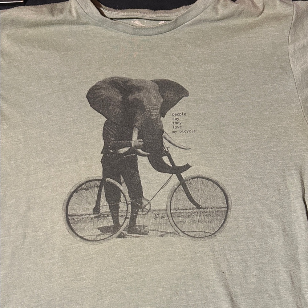 Urban Octopus green tee.